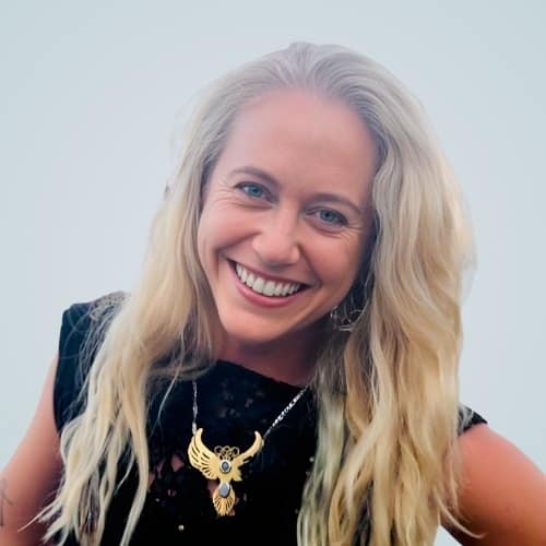 Lindsay Calvert, MS